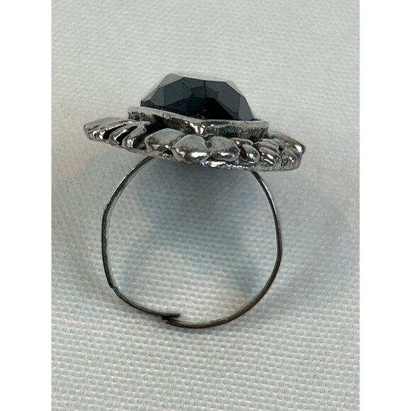 Vintage Silver Tone Ring Marquise Cut Black Stone Adjustable - Picture 4 of 6